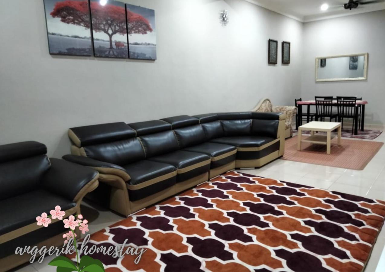 Anggerik Homestay Dungun Kampong Sura Tengah 外观 照片